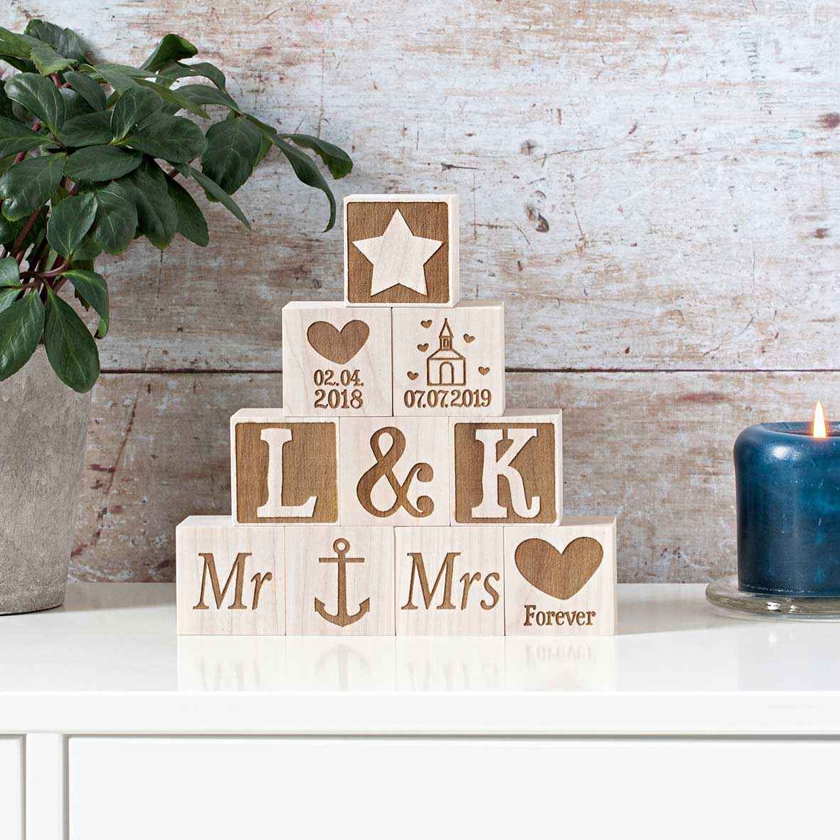 Holzwürfel zur Hochzeit